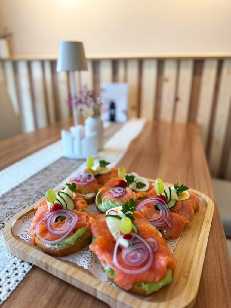 Café Nest Brötchen 02